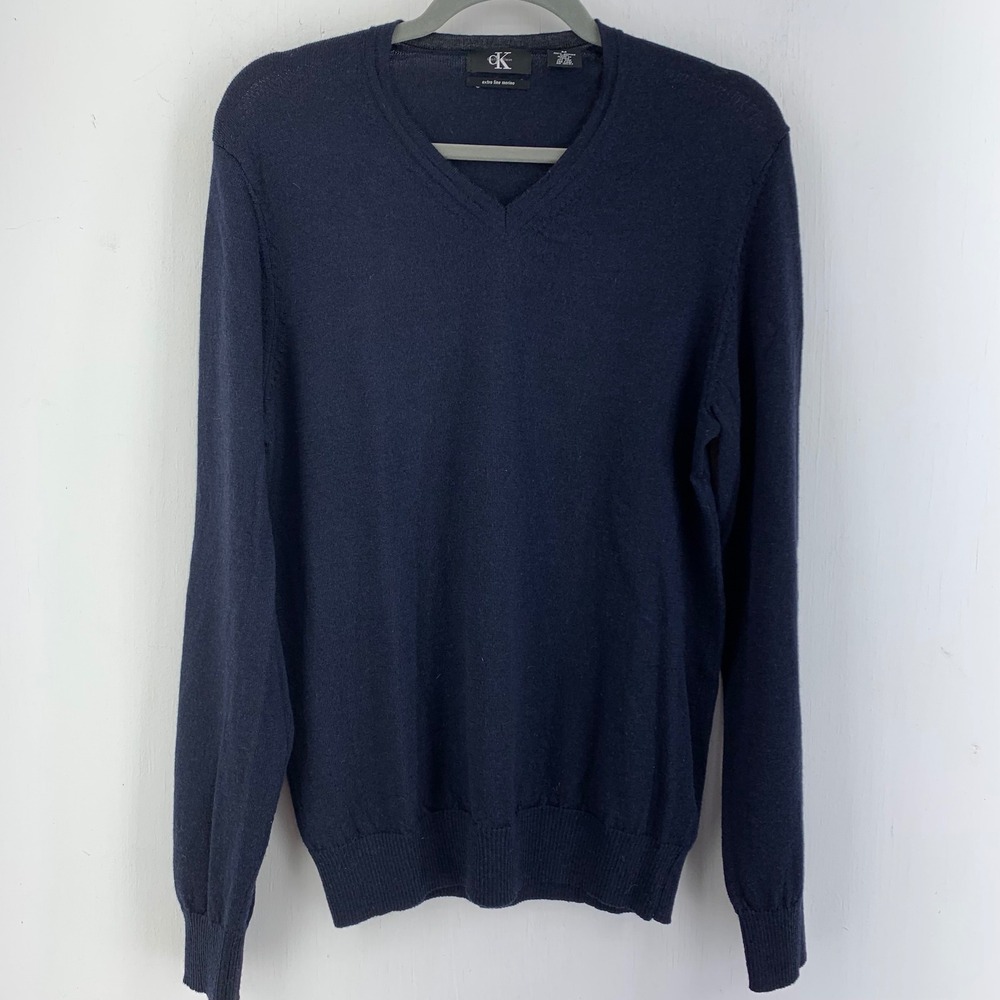 Calvin Klein Mens Medium Extra Fine Merino Wool V-Neck Sweater Preppy Minimalist